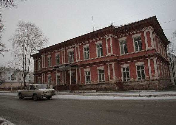 После массового убийства в Керчи прокуратура проверит образовательные учреждения Серова и Сосьвы