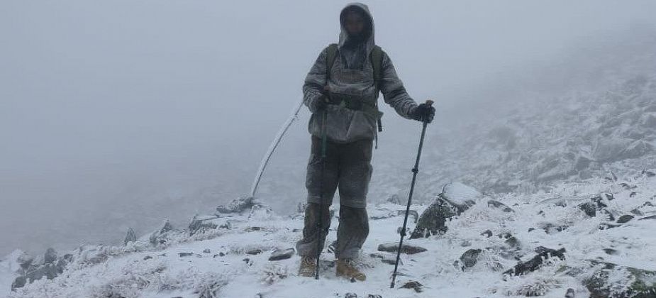 Вой волков, копоть в глазах и прощальное видео: заблудившийся турист рассказал о походе на Конжак