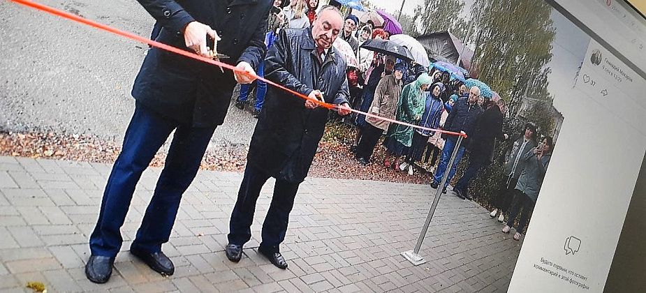 В сосьвинском парке Победы открыли зону отдыха. Реконструкция продолжается