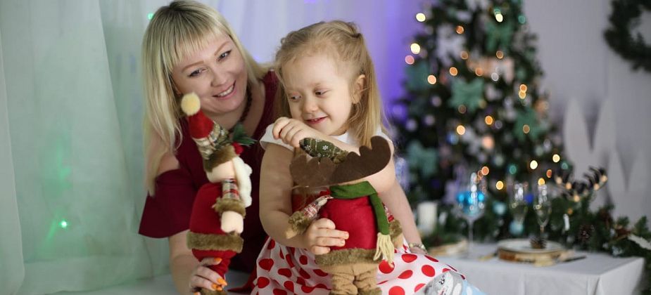 Миллиардер из списка Forbes закрыл сбор на лечение маленькой серовчанки Виктории Кадачиговой