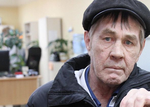 «Тебе пенсию не принесут, ты помер»... Живого мужчину признали умершим. Из-за ошибки полиции?