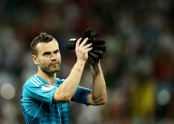 Игорь Акинфеев завершил карьеру в сборной России