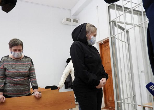 В Карпинском суде огласили приговор Юлии Зыковой — матери «девочки из шкафа»