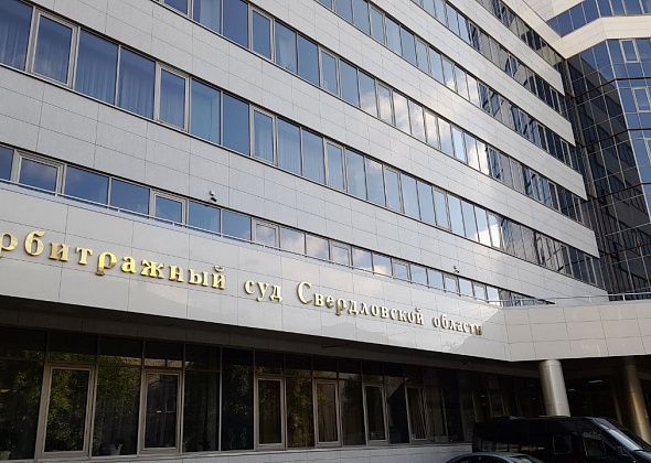 ЭХУ Сосьвы взыскало с компании ущерб от столкновения муниципального Renault и «КамАЗа»