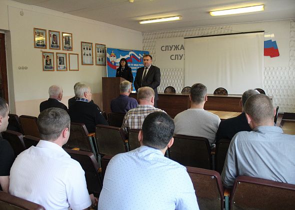 Сотрудники уголовного розыска Серова отмечают 101-ю годовщину со дня образования подразделения в системе МВД России