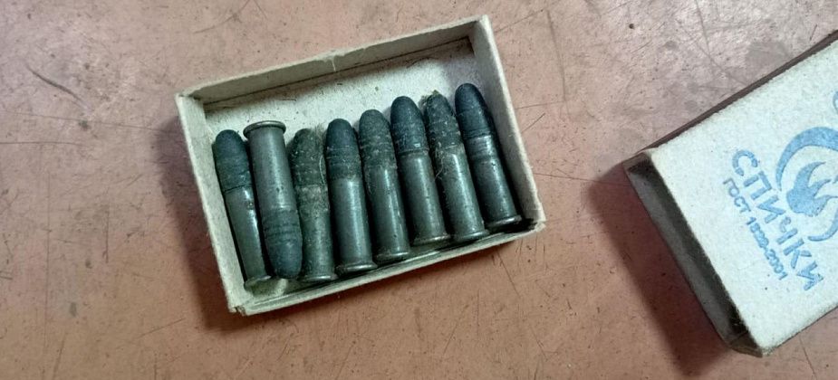 Полиция Серова изъяла у жителей Кошая, Магина и Гарей 2 ружья, пистолет, килограмм пороха и 80 патронов