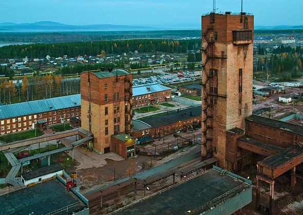 На шахте "Ново-Кальинская" в результате горного удара погиб взрывник