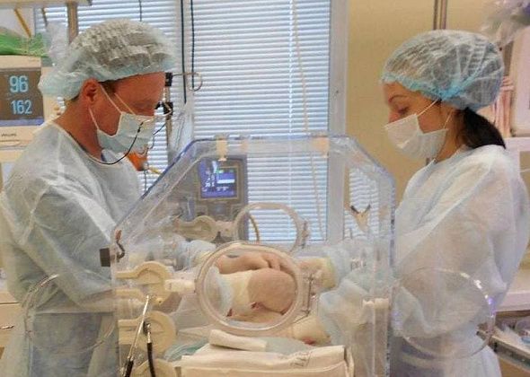 Евгений Куйвашев рассказал о первом присуждении специальных премий уральским врачам в Год медицинского работника. Лауреатами стали трое серовчан